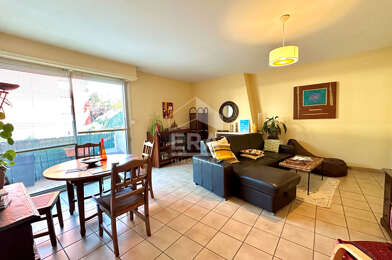 Appartement 4 pièces 182750 €