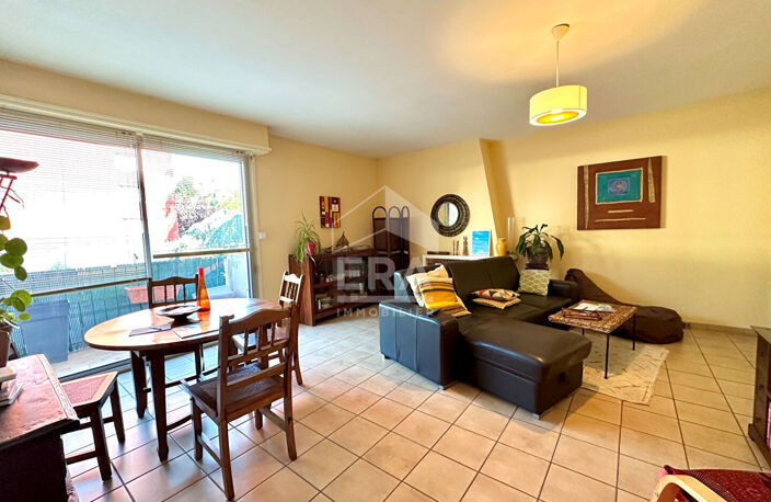 PAU - Les Allées de Morlaàs : Appartement duplex T4 de près de 90m2 avec balcon, terrasse, et cave — photo 2