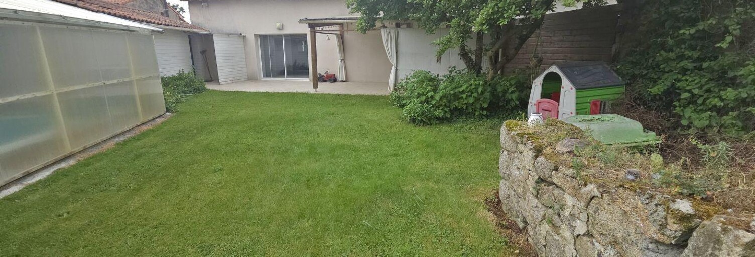 Maison 5 Pièces 153 m² à vendre à Sèvremont (85700)