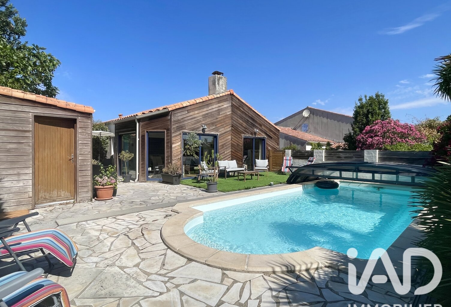Vente Maison/villa 9 pièces — photo 1
