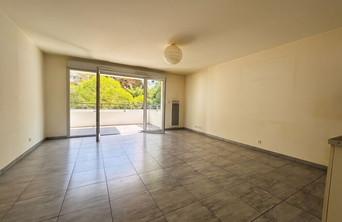 EXCLUSIVITÉ Marseille 13007, appartement T2 avec place de parking — photo 2