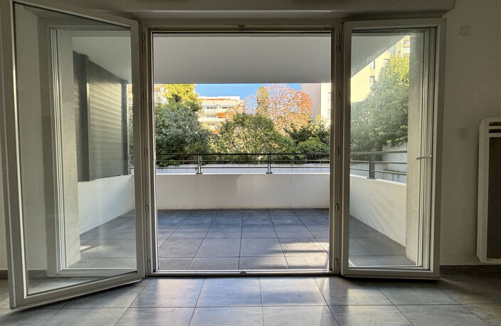EXCLUSIVITÉ Marseille 13007, appartement T2 avec place de parking — photo 4