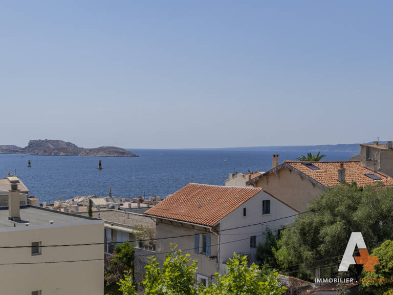 Marseille 7éme : Endoume-Malmousque type 3 vue mer avec terrasse. — photo 1