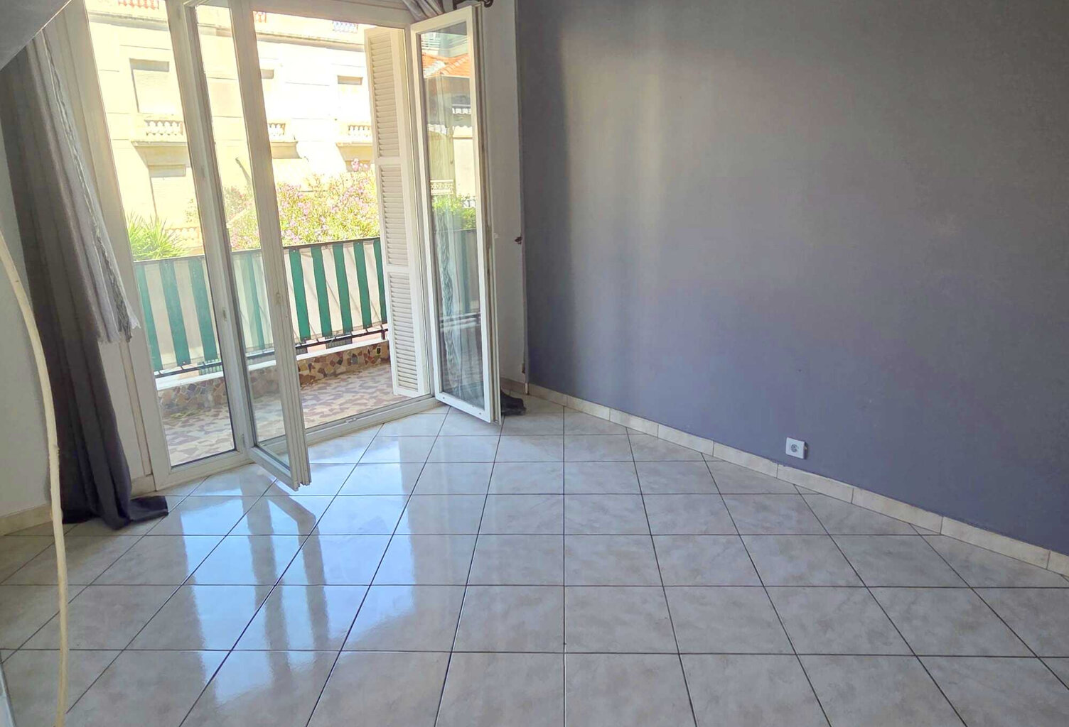 NICE OUEST - APPARTEMENT 3 PIECES 56 M2 - GARAGE - CAVE — photo 1