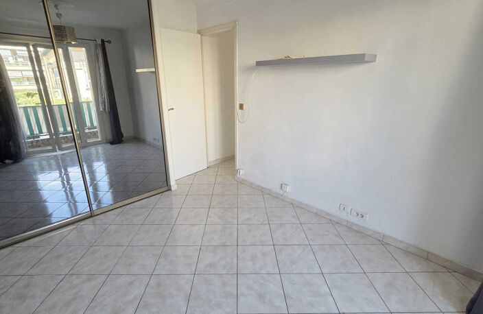 NICE OUEST - APPARTEMENT 3 PIECES 56 M2 - GARAGE - CAVE — photo 2