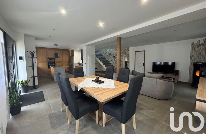 Vente Maison/villa 12 pièces — photo 2