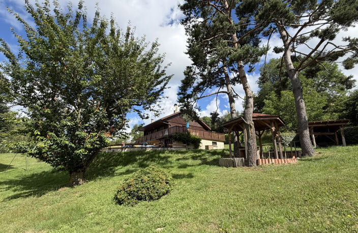 Chalet en bois sur 6174 m2 de terrain — photo 4