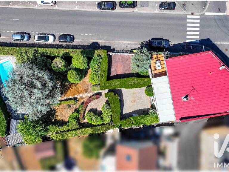 Vente Immeuble 268 m&sup2; — photo 1