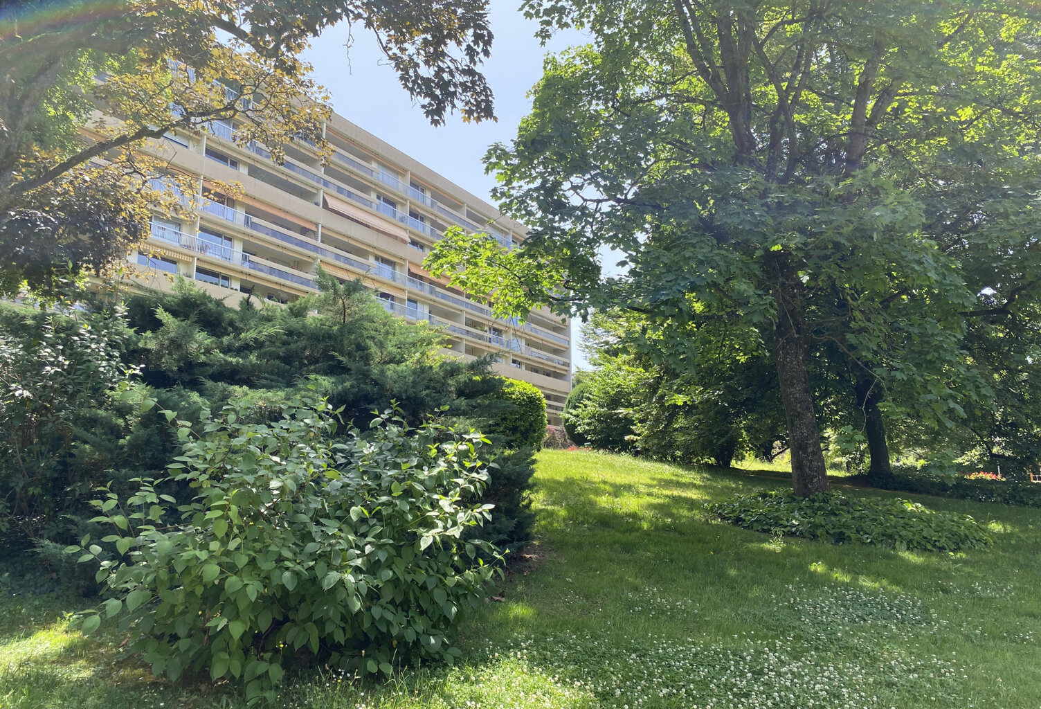 VENTE 69130 ECULLY APPARTEMENT T2 48.67 m2, CAVE — photo 1