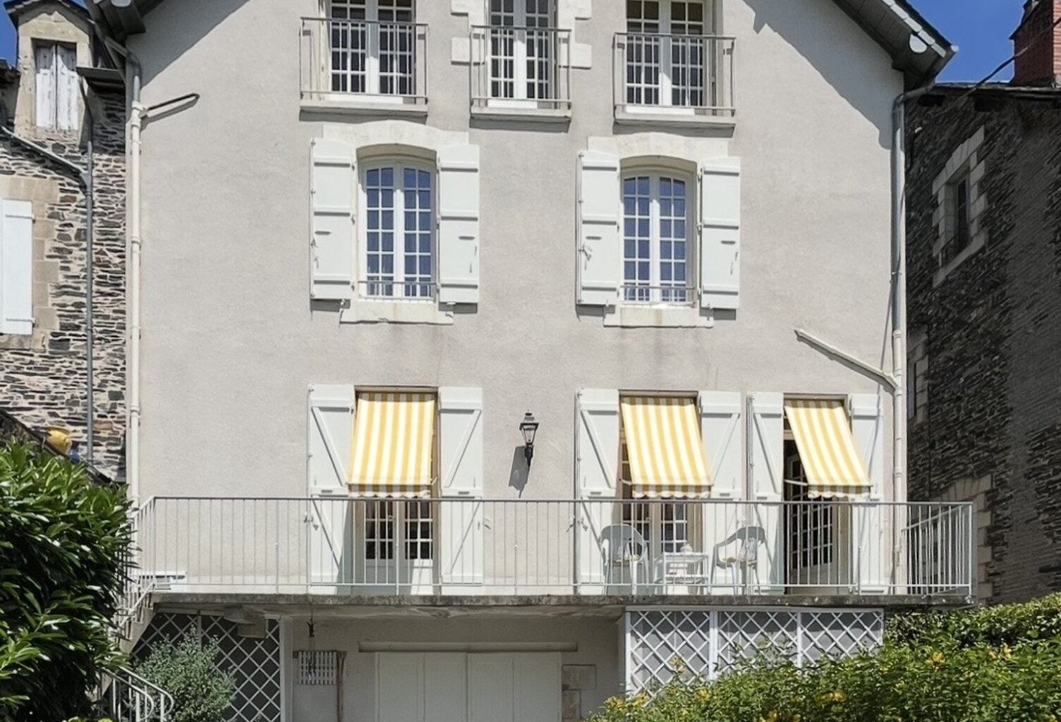 Vente Maison/villa 9 pièces — photo 1