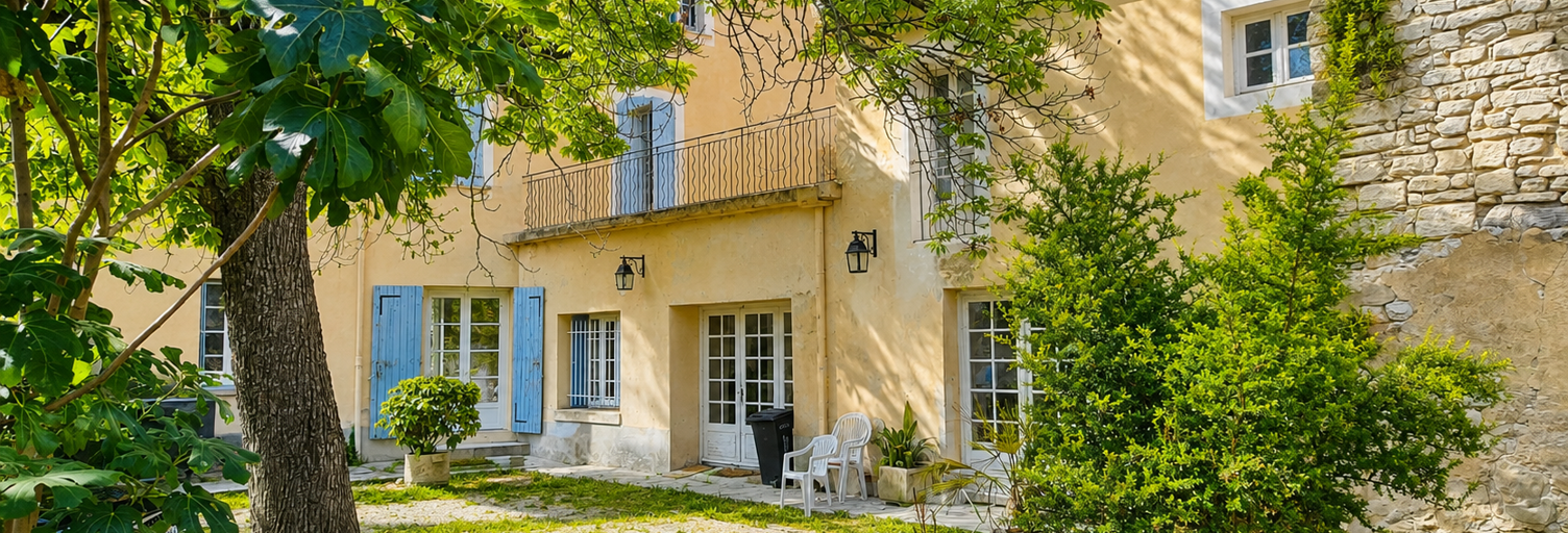 Immeuble  435 m² à vendre à Pernes-les-Fontaines (84210)