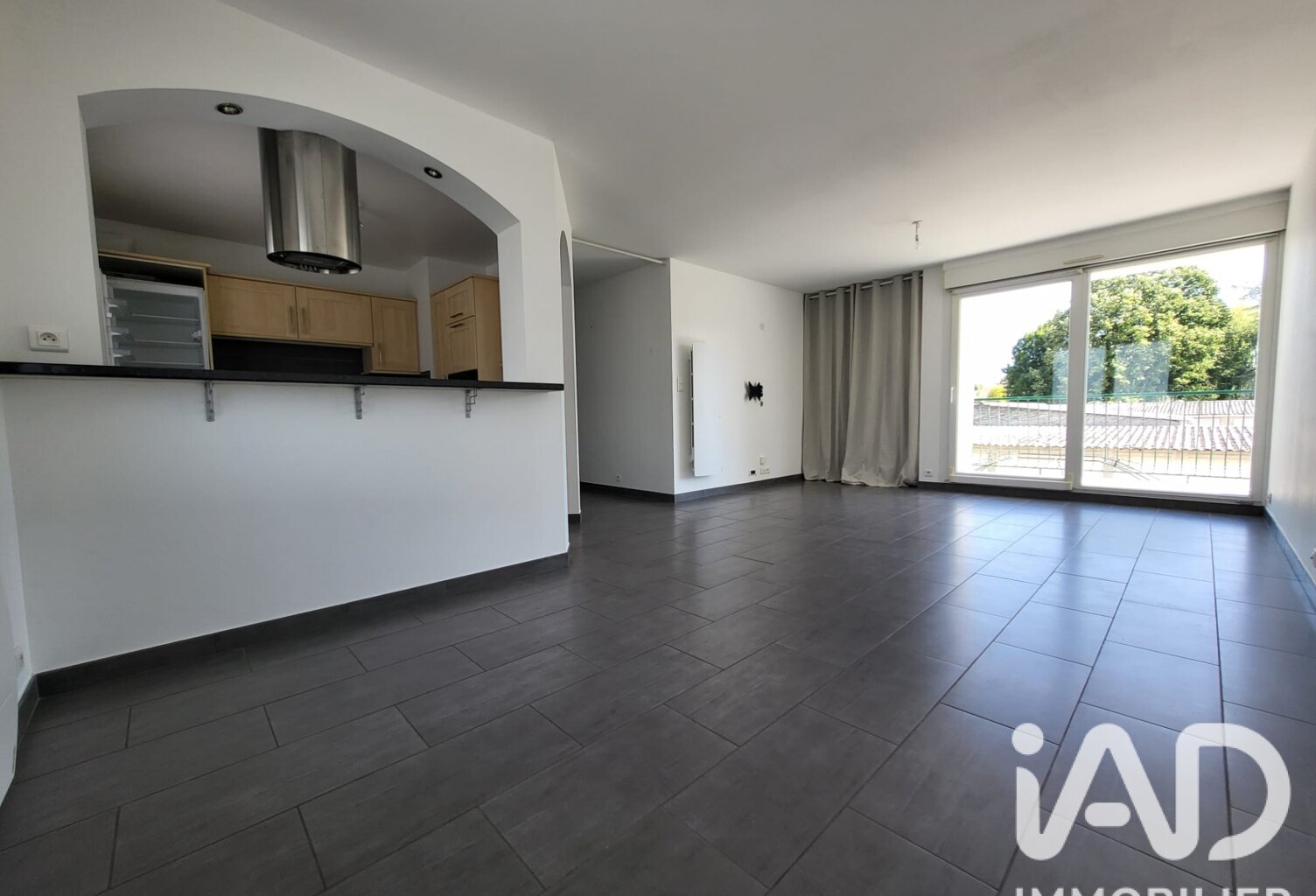 Location Appartement 4 pièces — photo 1