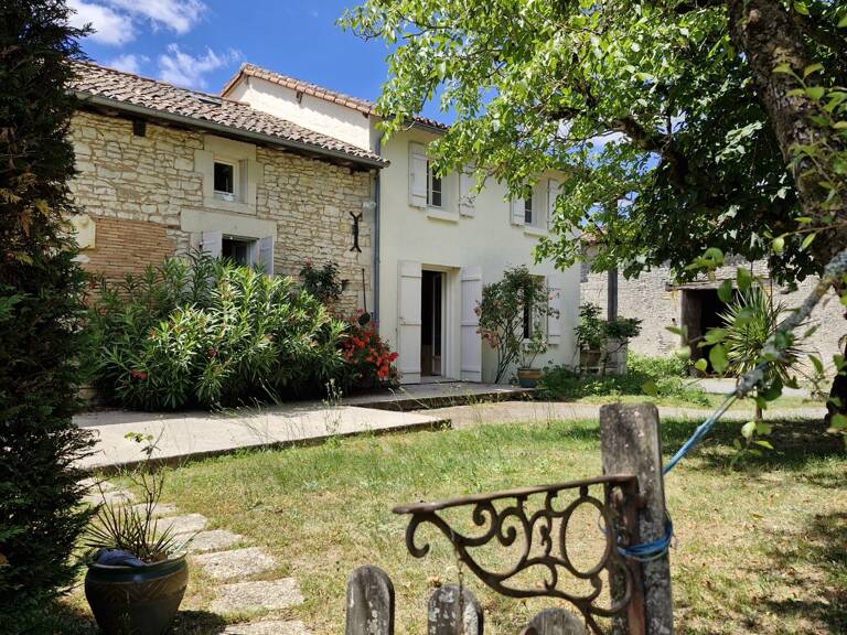 Vente Maison/villa 6 pièces — photo 1