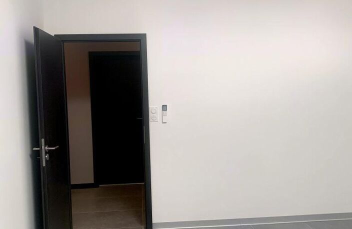 Location Bureaux 20 m&sup2; — photo 2
