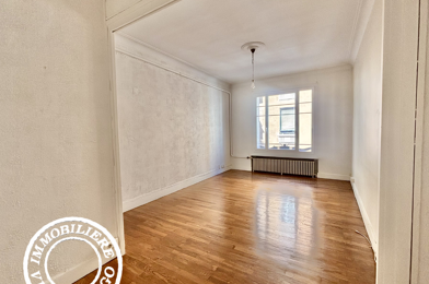 Appartement 4 pièces 160000 €