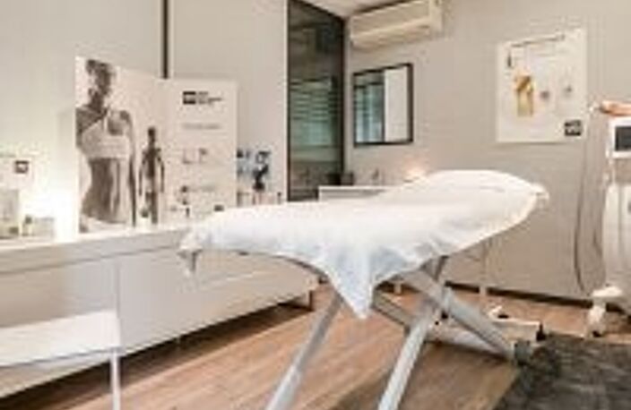 Vente Esthétique, Coiffure 130 m&sup2; — photo 4