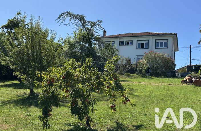 Vente Maison/villa 7 pièces — photo 2
