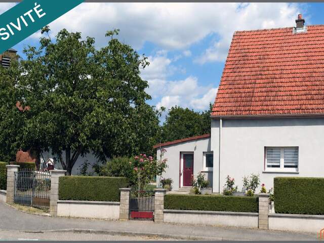 Maison familiale semi-mitoyenne avec jardin — photo du bien