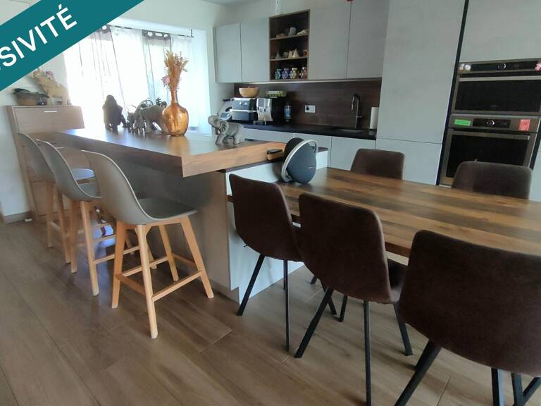 Maison 7 pièces 140 m² — photo 1