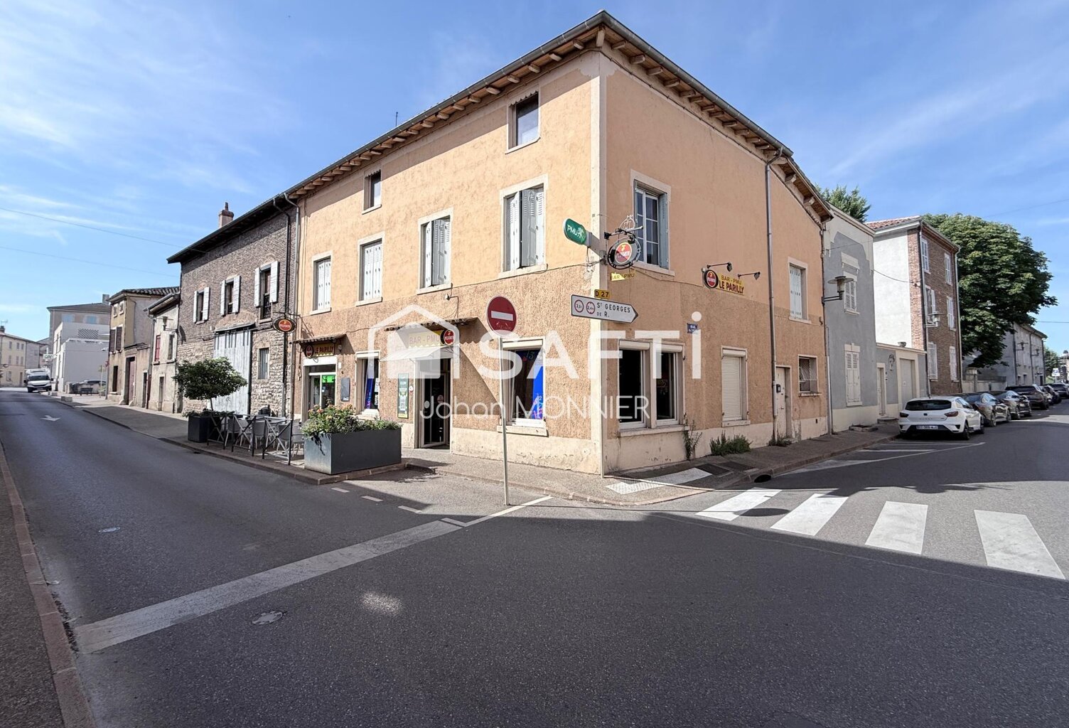 Immeuble complet + fonds de commerce — photo 1