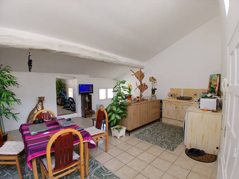 VENTE - 61.30 M2 HAB - 4 PIECES - ANDUZE — photo 1
