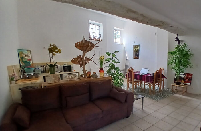 VENTE - 61.30 M2 HAB - 4 PIECES - ANDUZE — photo 3