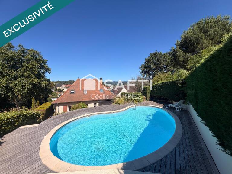 Maison avec piscine — photo 1