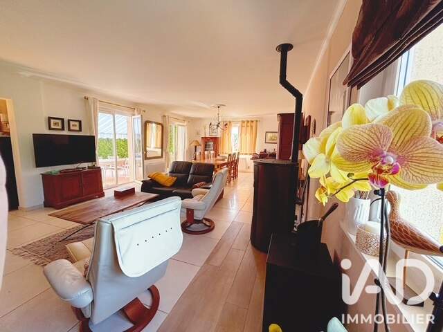Vente Maison de ville 8 pièces — photo du bien