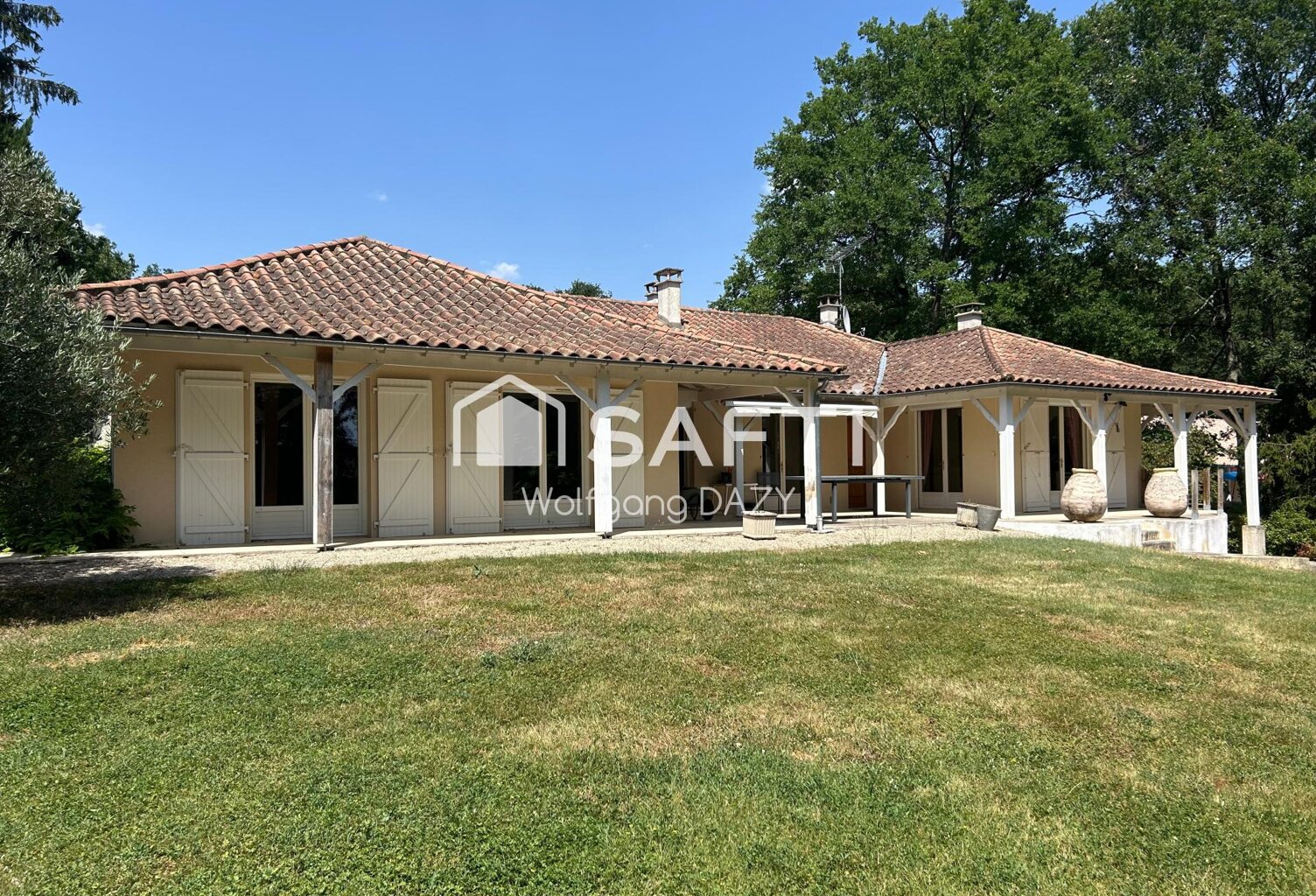 Villa à proximité du lac et du golf de SAINT-CYR — photo 1
