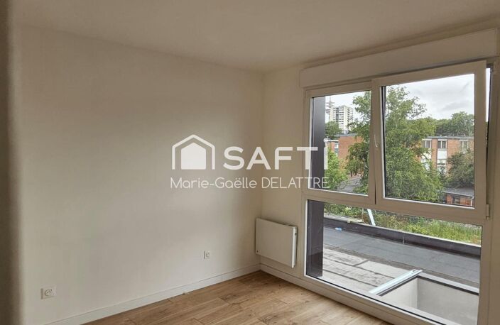 Immeuble Mixte comprenant duplex de 82 m2 et local commercial indépendant de 50 M2 avec cour privative. — photo 3