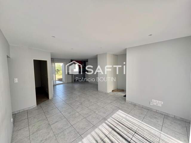 PAVILLON PLAIN PIED 3 CHAMBRES BUREAU ET GARAGE A NIORT ! — photo du bien