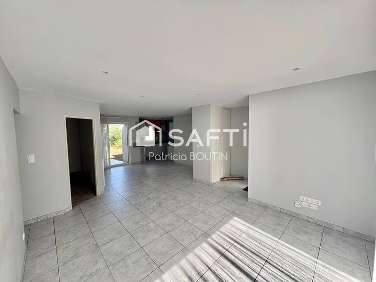 PAVILLON PLAIN PIED 3 CHAMBRES BUREAU ET GARAGE A NIORT ! — photo 1