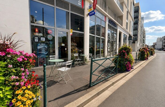 Fonds de commerce : Tabac  FDJ  PMU Colombes(92) — photo 3
