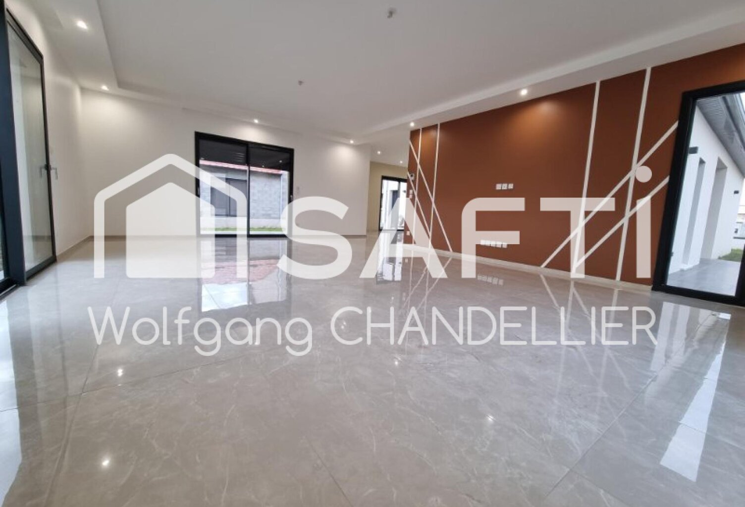 Maison de plain pied construite en 2022. — photo 1