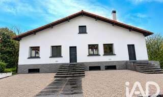 Maison 9 Pièces 209 m² à vendre à Ledeuix (64400)