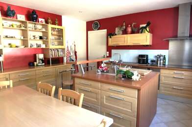 Maison 9 pièces 260000 €