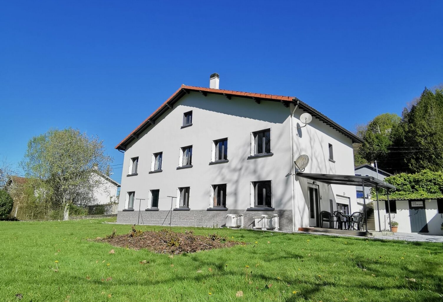 Vente Maison/villa 9 pièces — photo 1