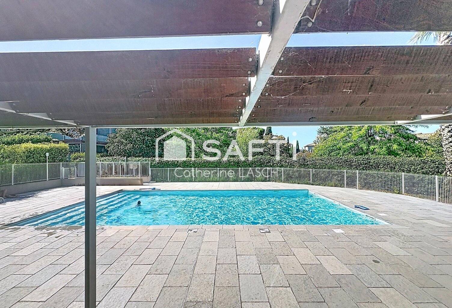 T2 avec 2 loggias, piscine et parking  Une résidence de standing à Mauguio, à quelques minutes des plages ! — photo 1