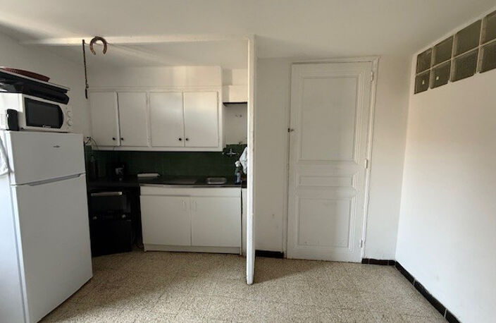 HYERES CENTRE HISTORIQUE - Studio de 20.93 m2 — photo 4