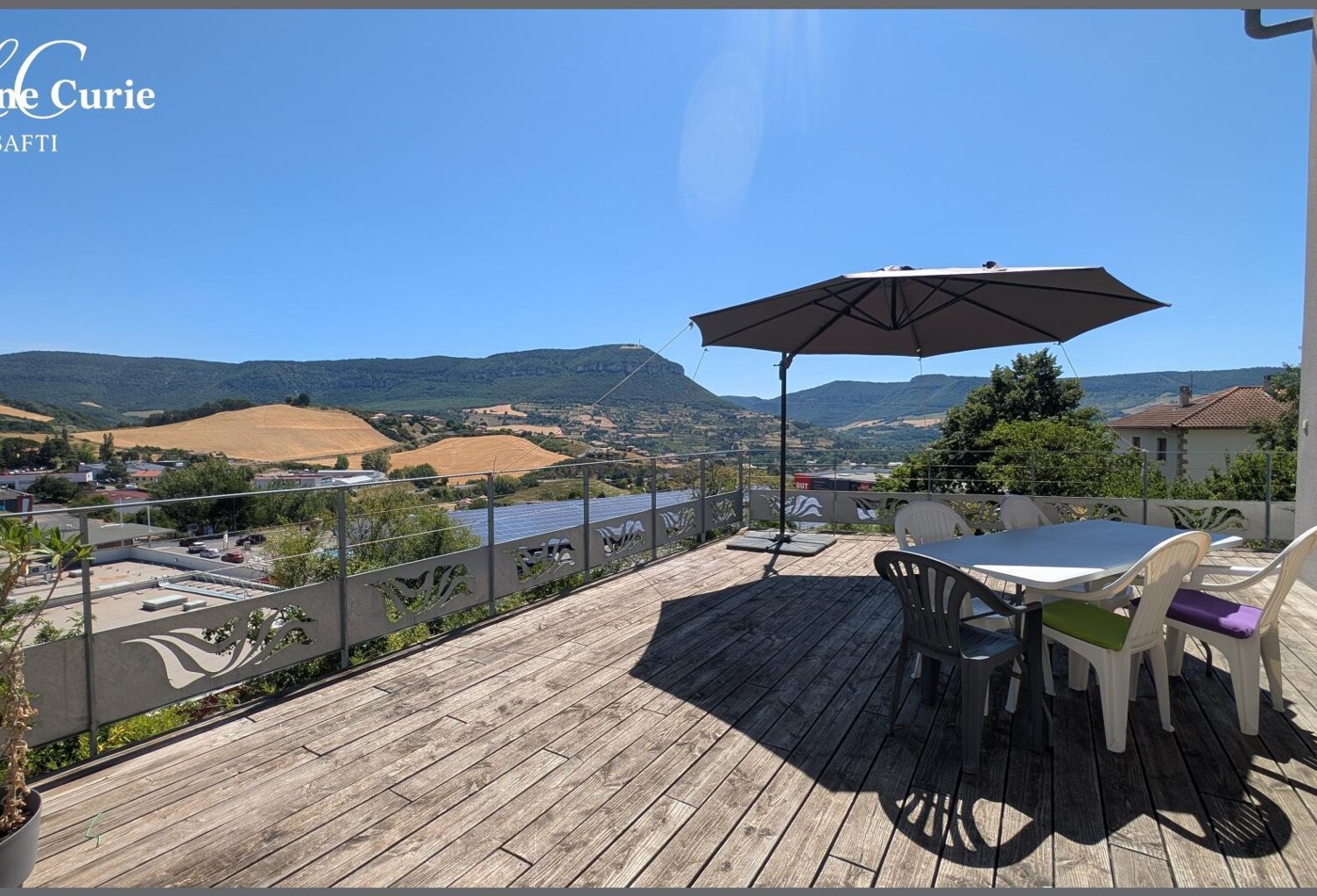Maison T6 de 160m² avec plus de 120m² de sous-sol — photo 1