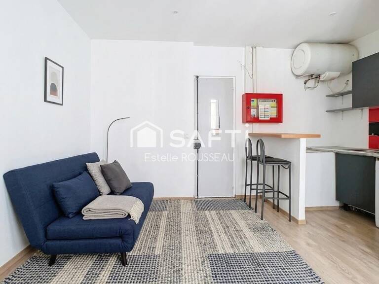 Studio vendu loué meublé, 5 mn à pied du métro — photo 1