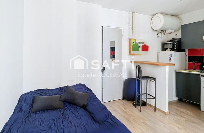 Studio vendu loué meublé, 5 mn à pied du métro — photo 2