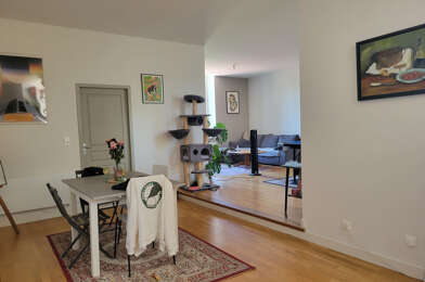 Appartement 4 pièces 1055 €