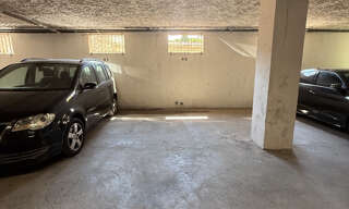 Garage   m² à louer à Toulon (83000)