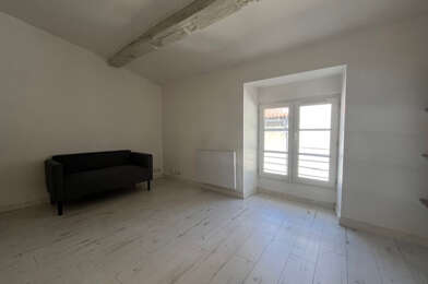 Appartement 3 pièces 750 €