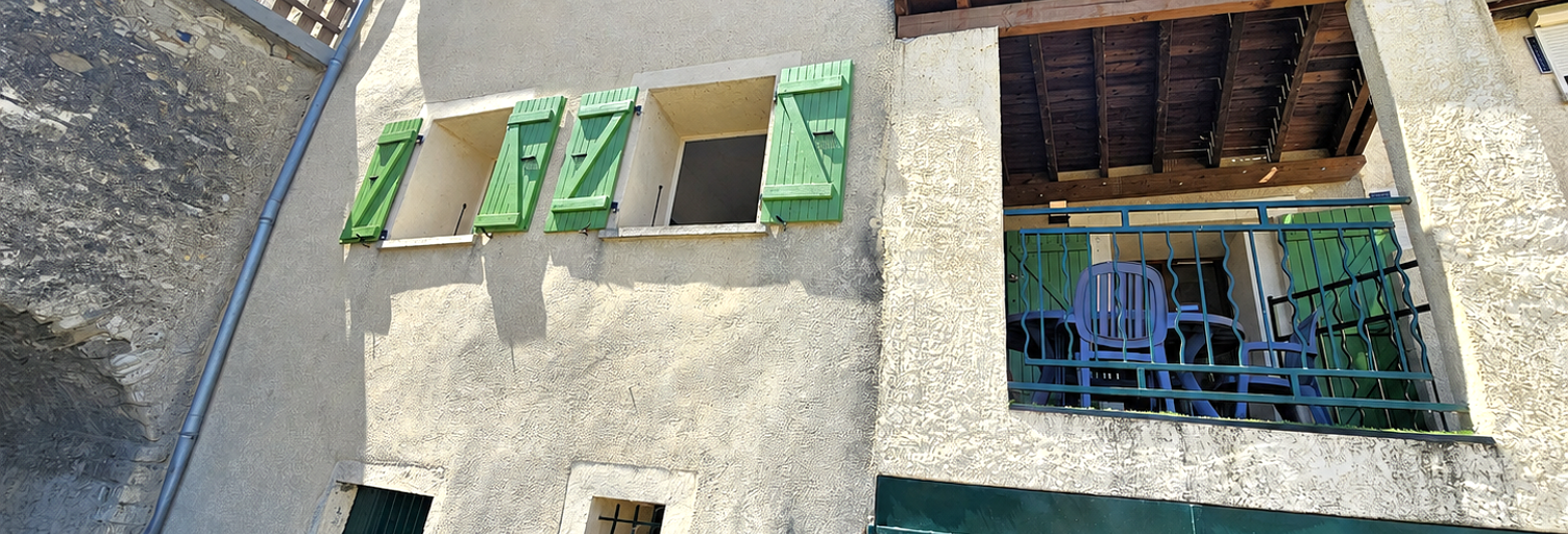 Immeuble  92 m² à vendre à Baix (07210)