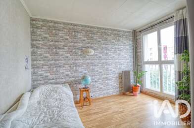 Appartement 4 pièces 160000 €
