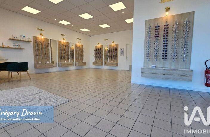 Vente Santé, Optique 54 m&sup2; — photo 2
