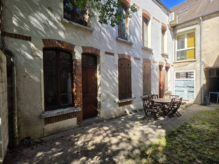 Vente Immeuble 170 m&sup2; — photo 1