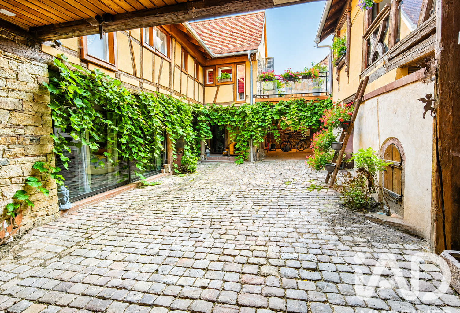 Vente Maison de village 8 pièces — photo 1